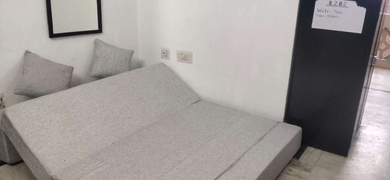 Nirman Beach Homestay ปูรี ภายนอก รูปภาพ