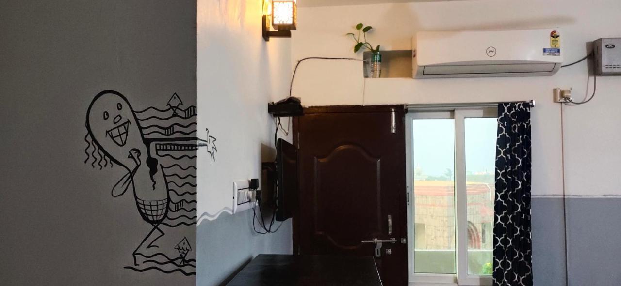 Nirman Beach Homestay ปูรี ภายนอก รูปภาพ