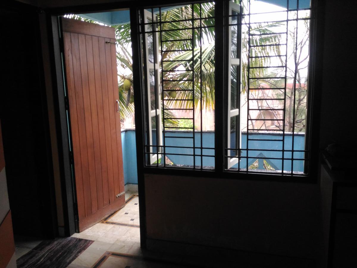 Nirman Beach Homestay ปูรี ภายนอก รูปภาพ