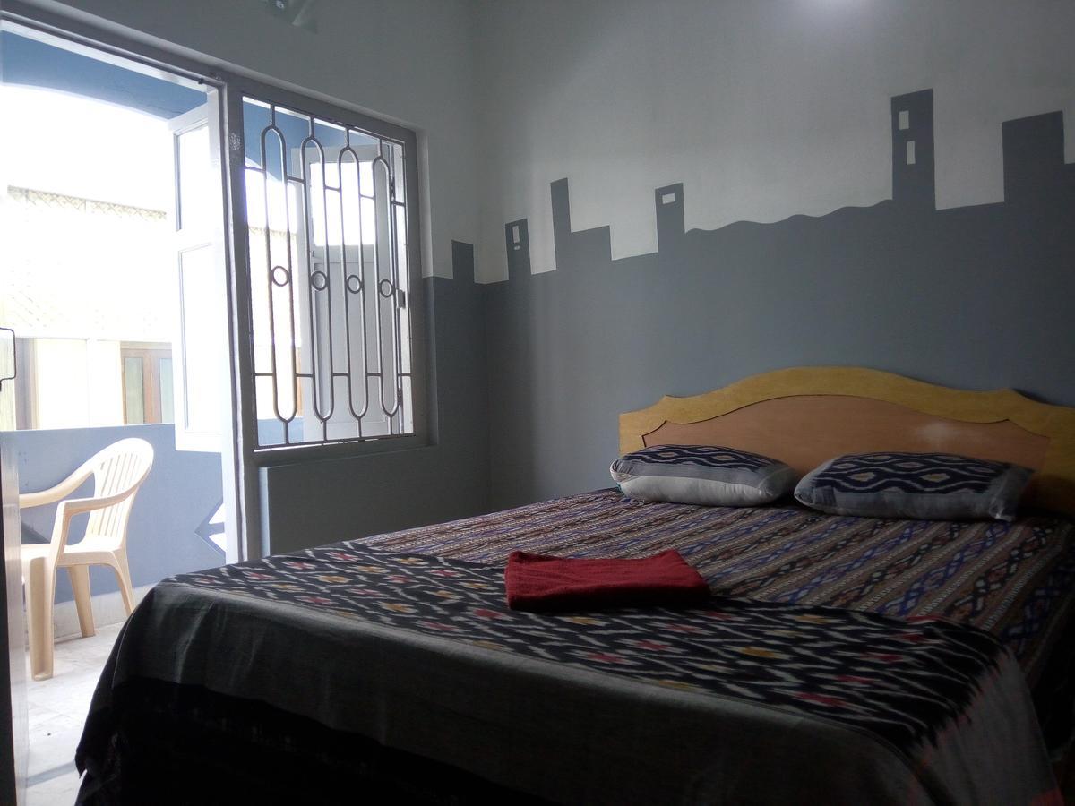 Nirman Beach Homestay ปูรี ภายนอก รูปภาพ