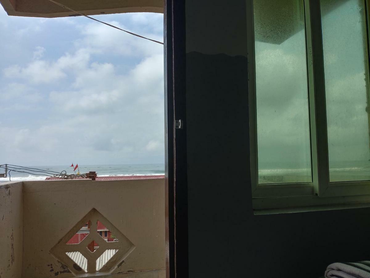 Nirman Beach Homestay ปูรี ภายนอก รูปภาพ