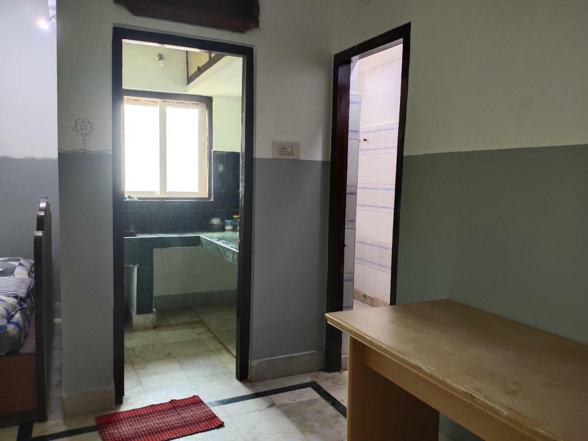 Nirman Beach Homestay ปูรี ภายนอก รูปภาพ