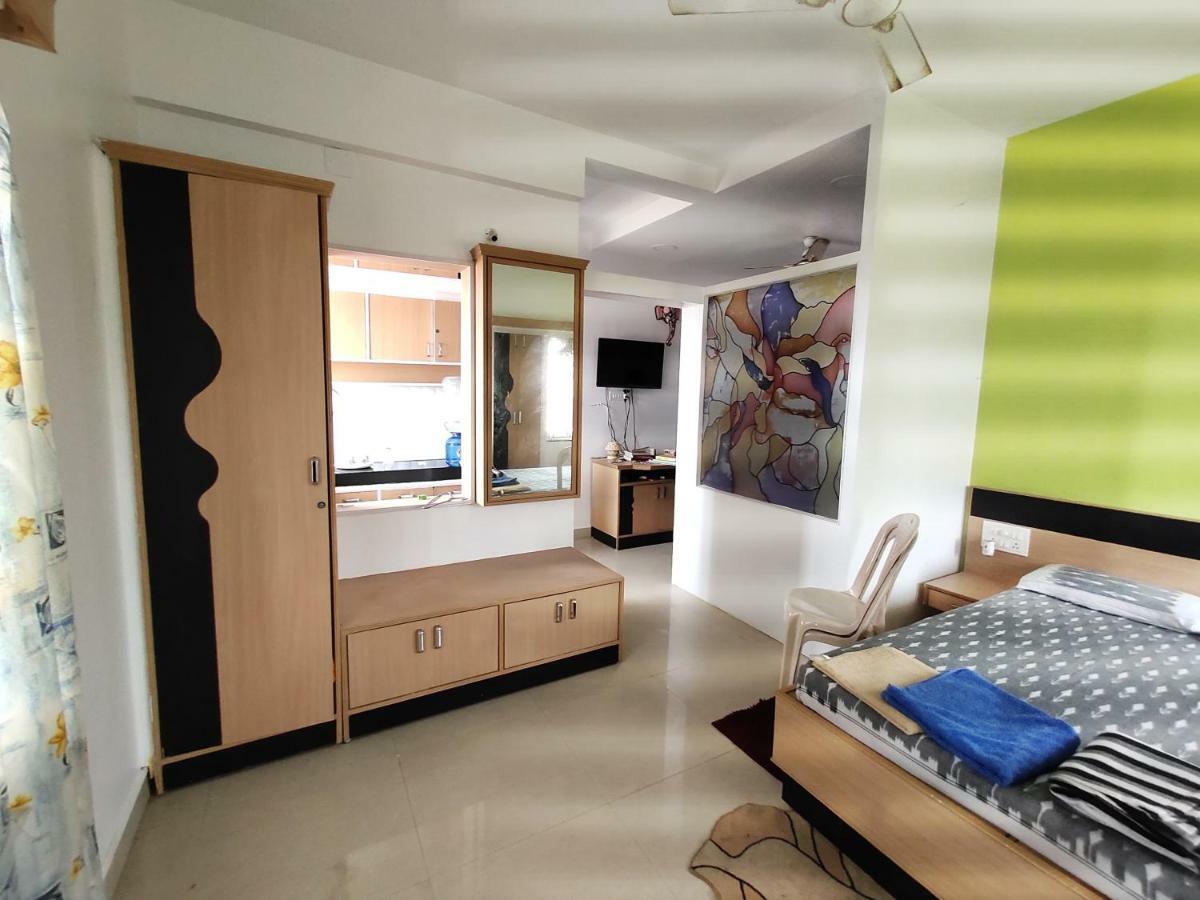Nirman Beach Homestay ปูรี ภายนอก รูปภาพ