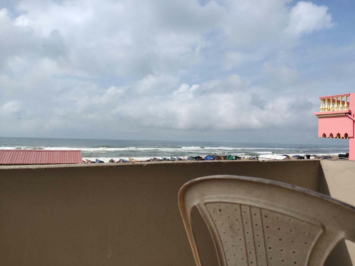 Nirman Beach Homestay ปูรี ภายนอก รูปภาพ